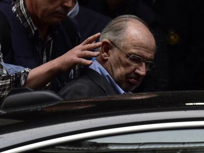 El momento de la detención de Rodrigo Rato