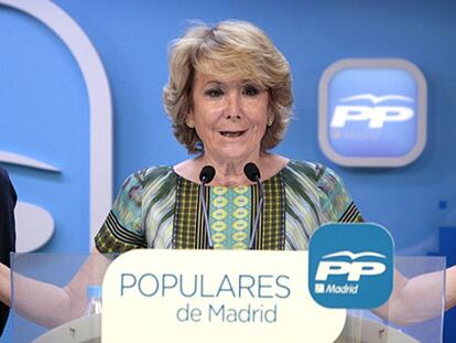 Esperanza Aguirre, durante su comparecencia ante la prensa en la que ha reclamado la refundación del PP.