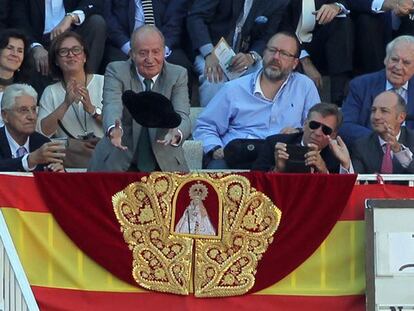 La presencia de Juan Carlos I en los ruedos enciende el debate de los toros
