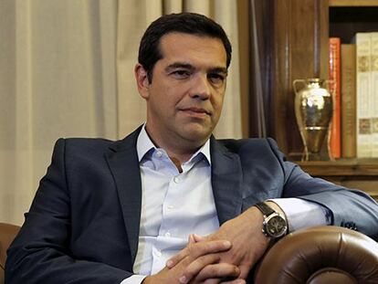 El primer ministro griego dimite y adelanta las elecciones