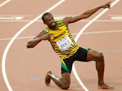 Bolt se corona en la curva