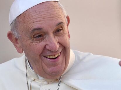 El papa facilita el perdón a las mujeres que hayan abortado