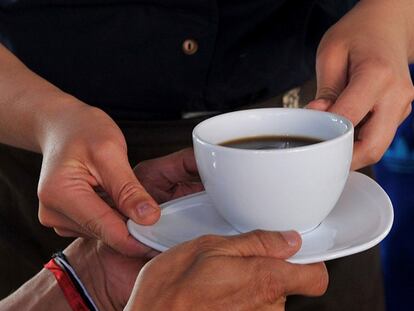 La cafeína puede arreglarte el sueño