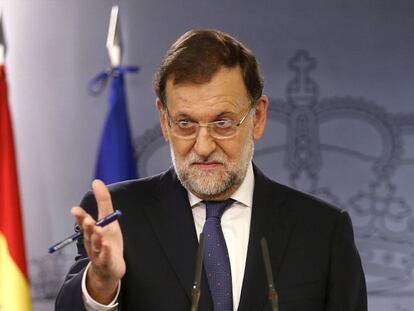 Rajoy ofrece al Gobierno catalán diálogo y lealtad dentro de la ley