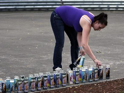 Diez muertos en uno de los peores ataques con arma de fuego en EE UU