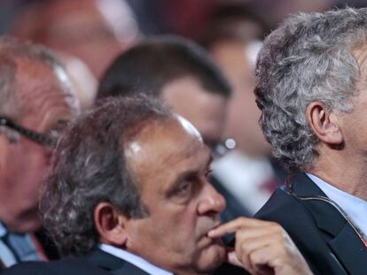 Villar asume el poder en una UEFA unida detrás de Platini