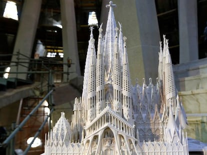 Así se construirán las torres de la Sagrada Familia