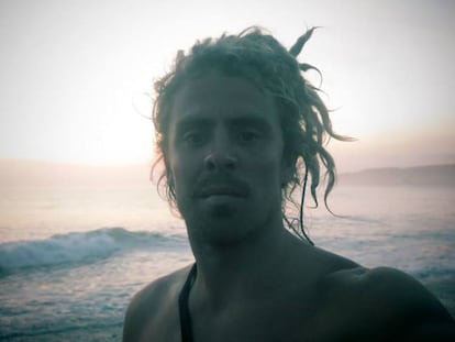 El fascinante viaje de los surfistas australianos truncado por el horror