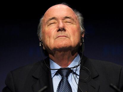 La FIFA suspende por ocho años a Blatter y Platini