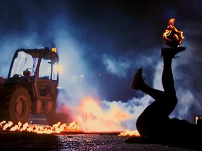 La belleza del fútbol en llamas