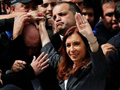 Cristina Fernández tras declarar ante un juez en Buenos Aires.