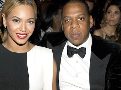 Beyonce y Jay Z durante una comparecencia