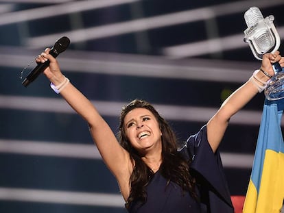 Jamala, representante de Ucrania, celebrando su triunfo.