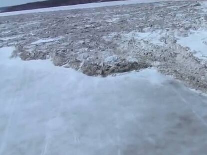 Na imagem, o avanço rápido de uma geleira em Saskatchewan (Canadá).
