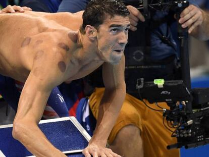 O nadador norte-americano Michael Phelps nos Jogos Olímpicos de Rio 2016.