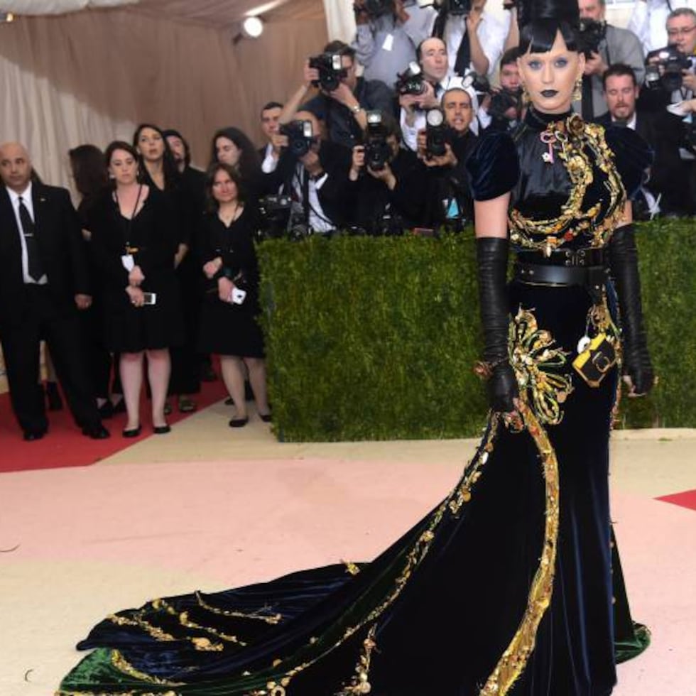 Met Donatella Versace En Traje De Baño Anna Wintour: Desvelados