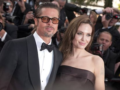 Brad Pitt y Angelina Jolie, en una alfombra roja.