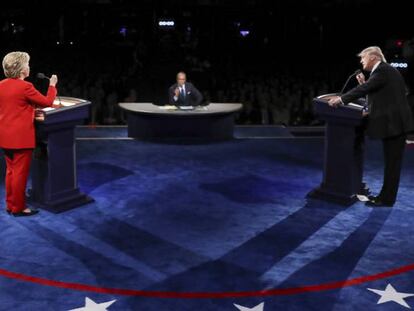 Los dos candidatos presidenciales debaten en Nueva York.