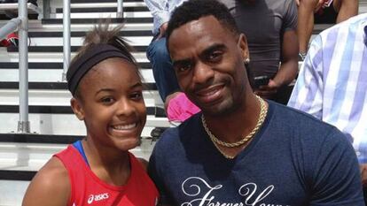 El velocista Tyson Gay y su hija, Trinity.