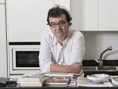 Javier Cercas, obligado a ser un auténtico rompepelotas