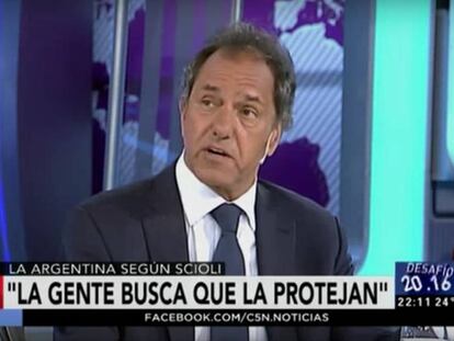 Daniel Scioli culpa a la crisis argentina de la caída de ventas de preservativos
