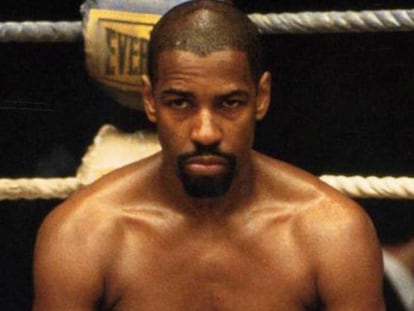 Denzel Washington interpretando al boxeador Huracan Carter en la película de mismo nombre (1999). / Tráiler de la película.