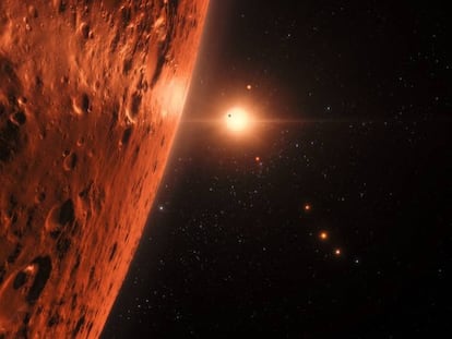 Vista justo acima da superfície de um dos planetas no sistema Trappist-1