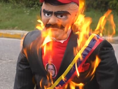 La imagen de Nicolás Maduro usada para la quema de Judas.