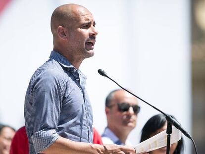 Guardiola, durante la lectura de su manifiesto.
