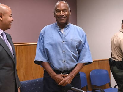 O.J. Simpson, junto a su abogado durante la audiencia de este jueves.