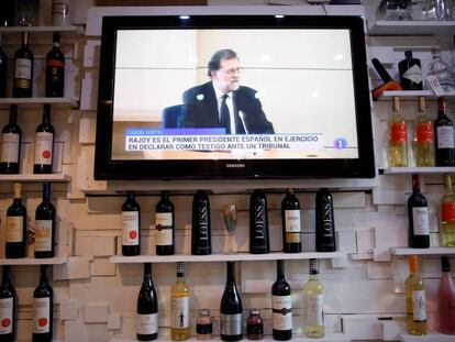 FOTO: Rajoy declarando como testigo en la Audiencia Nacional. / VÍDEO: Las respuestas del presidente del Gobierno en el juicio.