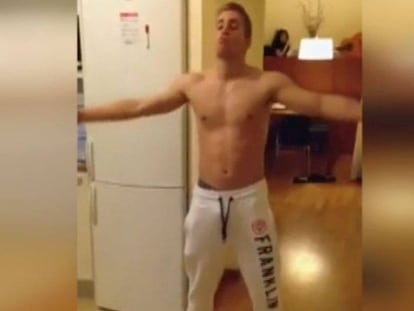 Gerard Deulofeu bailando