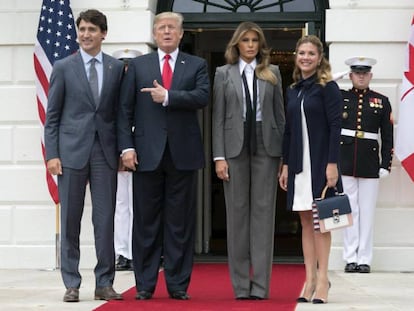 De izquierda a derecha: Justin Trudeau, Donald Trump, Melania Trump y Sophie Gregoire Trudeau en la Casa Blanca.
