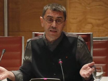 Juan Carlos Monedero comparece ante la Comisión de Investigación de la Financiación de los Partidos Políticos del Senado. Javier Lizon EFE