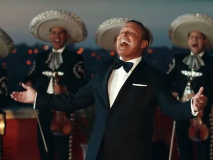 Un fotograma de su nuevo vídeo 'La fiesta del mariachi'.