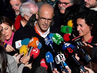 Raül Romeva y Marta Rovira, ayer en la cárcel de Estremera. En vídeo, Rovira afirma que Junqueras está en prisión por sus ideas.