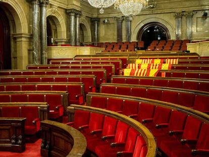 Pleno del Parlament de Cataluña vacío tras la votación de la declaración de independencia el pasado 27 de octubre.