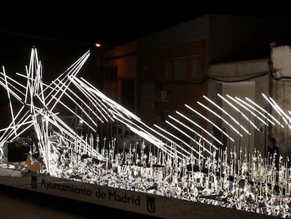 Presentación de carroza 'La estrella de la Navidad' que abrirá este año la cabalgata de los Reyes Magos de Madrid.