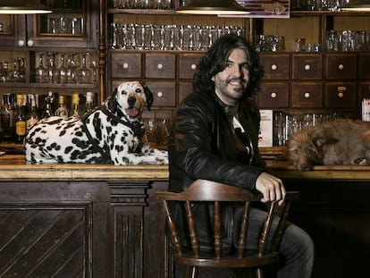 JJ Vaquero, el humorista que cuenta sus chistes a sus perros