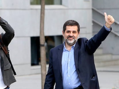 Los presidentes de ANC, Jordi Sánchez, y Ómnium Cultural, Jordi Cuixart, a su llegada a la Audiencia Nacional el pasado 16 de octubre.