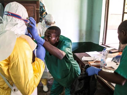 Los médicos de República Democrática del Congo también serán vacunados de ébola