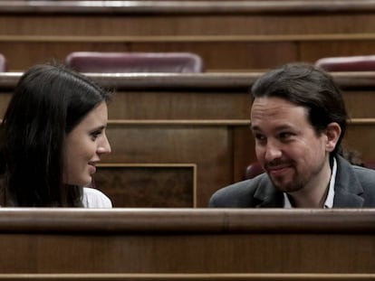 Irene Montero y Pablo Iglesias durante la sesión de control al Gobierno en el Congreso. En vídeo: Declaraciones de Irene Montero.