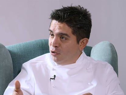 El chef mexicano Roberto Ruiz durante la entrevista.