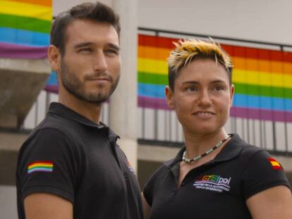 Los policías nacionales Rufino Arco y Elena Sánchez.