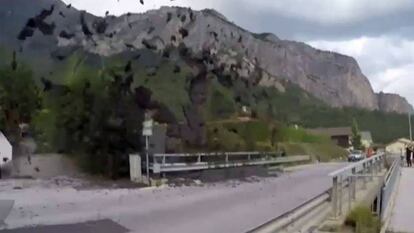 En vídeo, una avalancha de lodo arrasa la localidad suiza de Valais