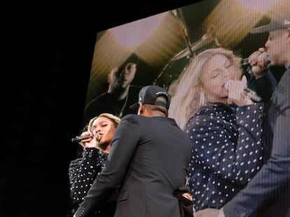 Beyoncé y Jay-Z durante un concierto en Ohio, EE UU, en 2016.