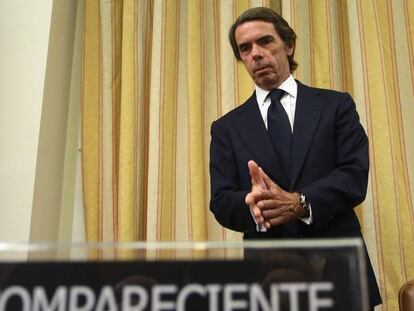 El expresidente del Gobierno José María Aznar en la Comisión de Investigación de la Financiacion irregular del PP en el Congreso.