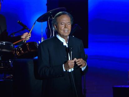 En vídeo, las imágenes del concierto en Dubái de Julio Iglesias.