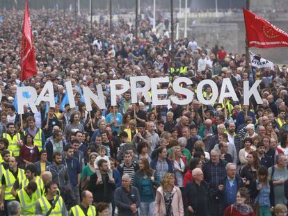 Manifestación en San Sebastian por el acercamiento de presos de ETA.