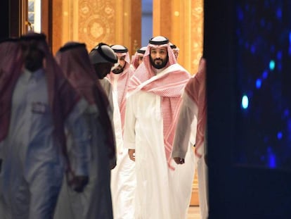 El príncipe heredero saudí, Mohamed bin Salmán, este miércoles durante la cumbre del “Davos del Desierto” en Riad ( Arabia Saudí). En vídeo, el presidente turco pide que Arabia Saudí diga quién dio la orden de matar a Khashoggi.